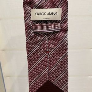 Gorgeous Giorgio Armani tie